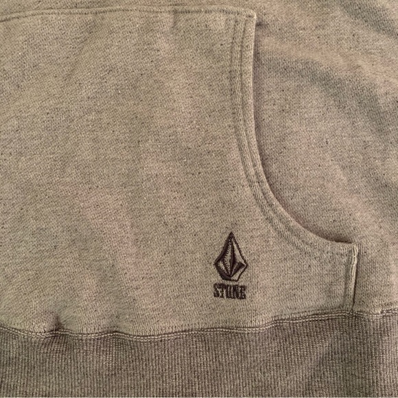 Volcom womens vintage Y2K hooded poncho shaggy hoodie in gray -OS - Picture 2 of 8